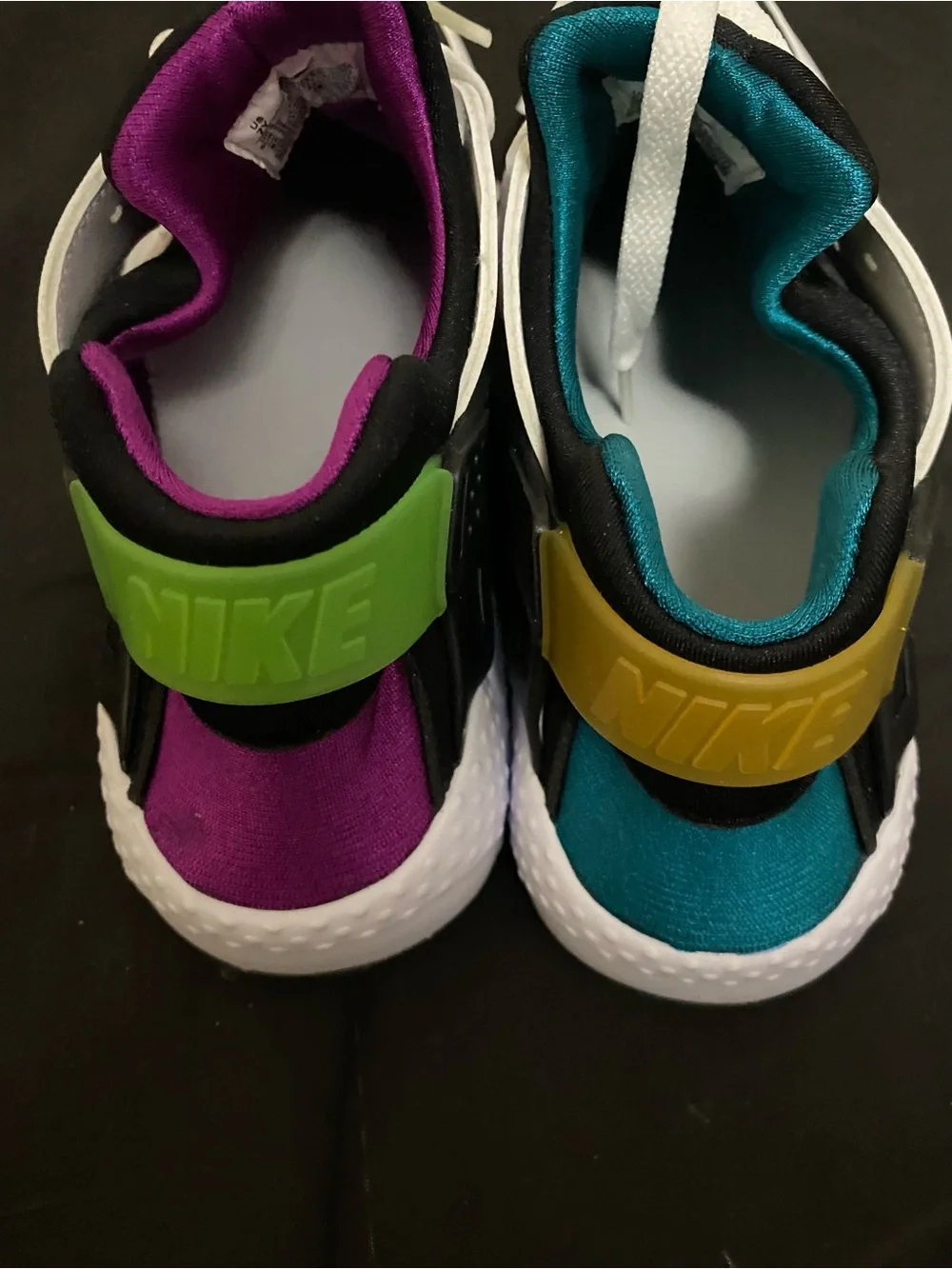 Nike Kids White Black Multi-Color Huarache-Style Sneakers - Picture 3 of 5